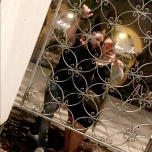 Meet your Posher, Sima